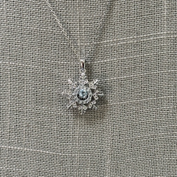 Belk & Co. Sterling Silver and Aquamarine Snowflake Necklace | NEW in box - Picture 8 of 8